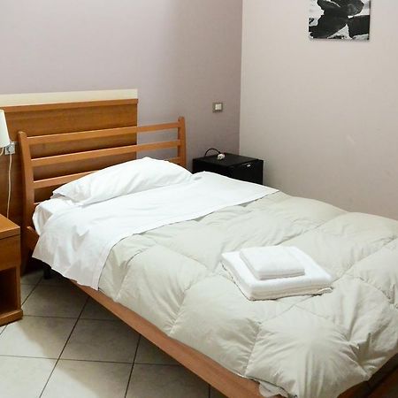 Albergo Meuble Abatjour Mantova Exteriör bild