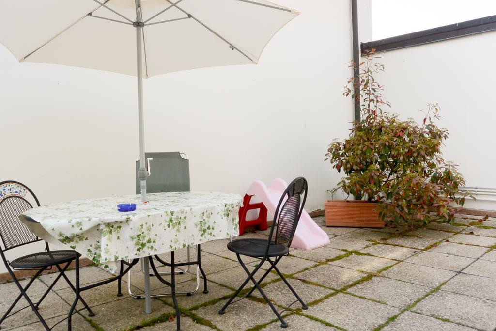 Albergo Meuble Abatjour Mantova Exteriör bild