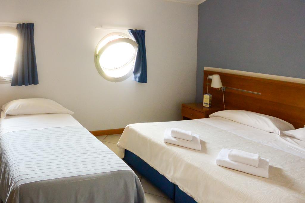 Albergo Meuble Abatjour Mantova Exteriör bild